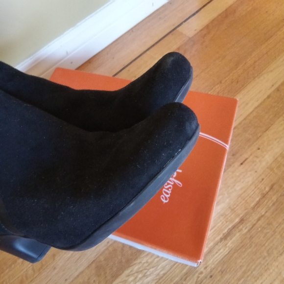 Easyspirit  suade  ankle  boots - Picture 7 of 8